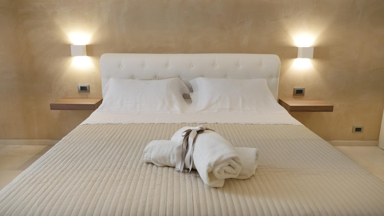 Borgo Marsala Bed & Breakfast Trani Bagian luar foto