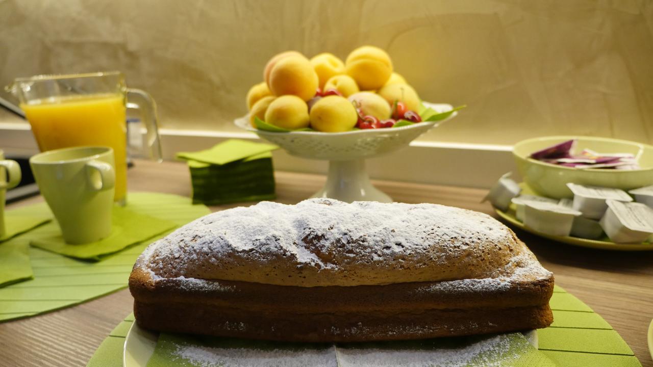 Borgo Marsala Bed & Breakfast Trani Bagian luar foto