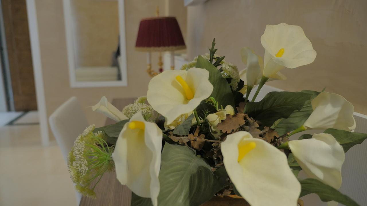 Borgo Marsala Bed & Breakfast Trani Bagian luar foto